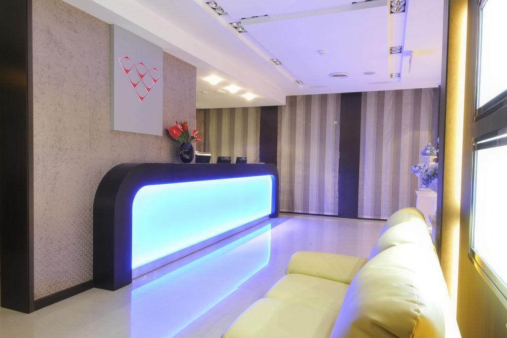 Residence Diamanterosso Terni Exterior photo